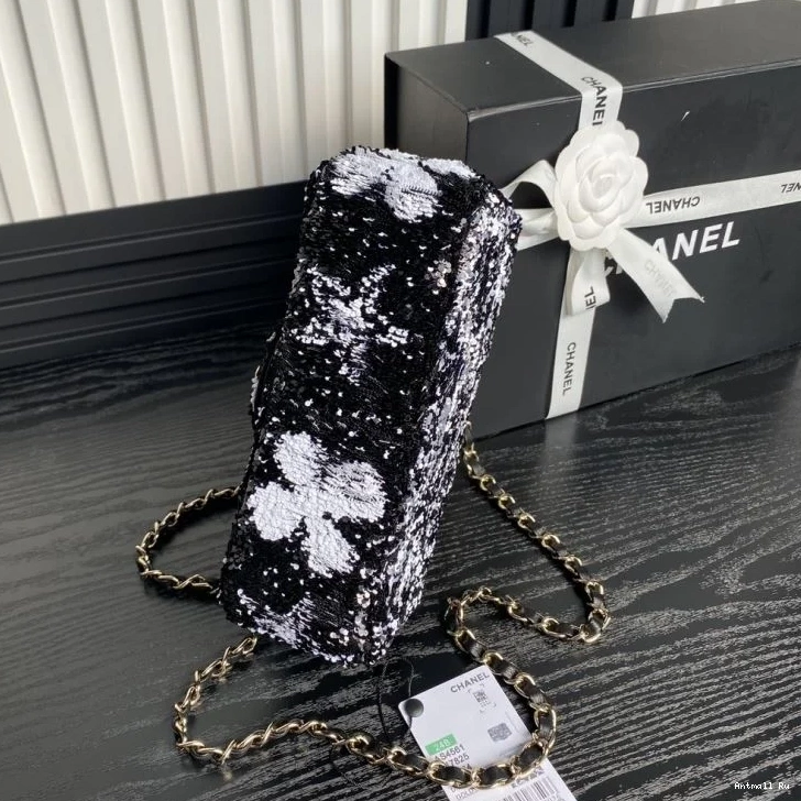 CF Chanel Series Bold Bags 55129 0719